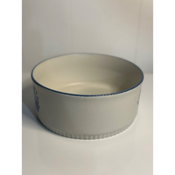 VTG Pfaltzgraff Yorktowne 4"x8.75" Casserole Dish Blue Cream Stoneware USA Made - Picture 7 of 7